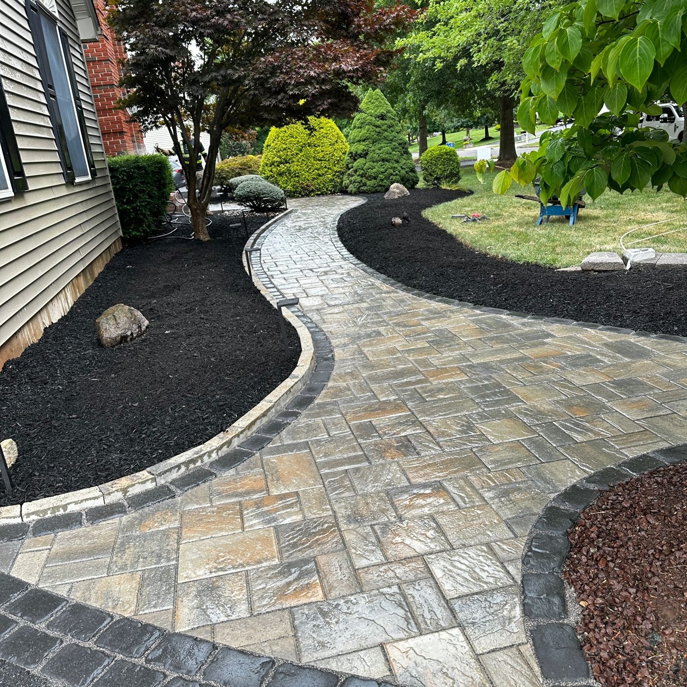 Completed pavers & hardscaping project