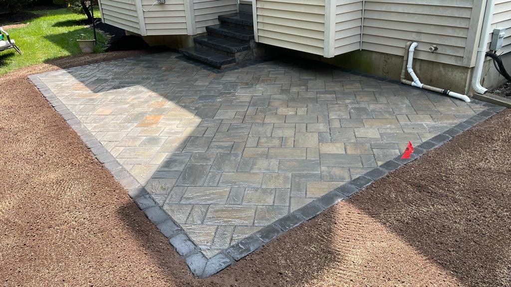 Completed pavers & hardscaping project